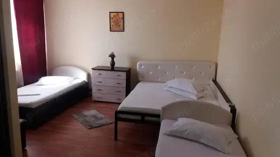 Casă cu 6 camere cu Teren 600 Mp în Geamăna