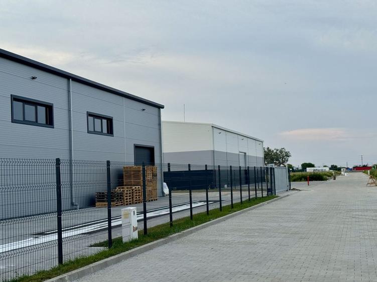 Spațiu industrial, de 528 mp, în Central