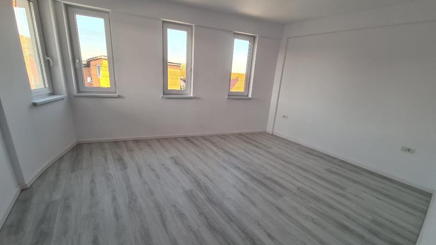 Apartament 3 camere in bloc nou zona Micalaca - ID : RH-40162-property - 9