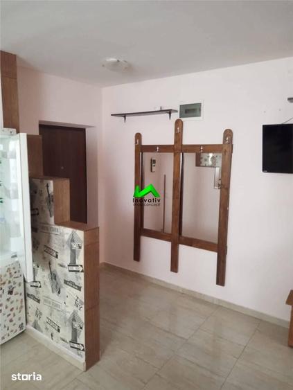 Apartament cu 2 camere, mobilat în Valea Aurie