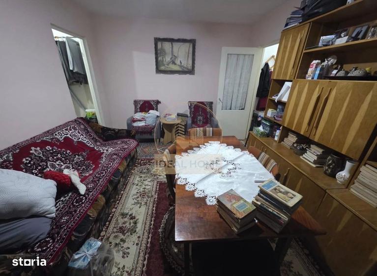 Apartament cu 3 camere semidecomandat în Dacia