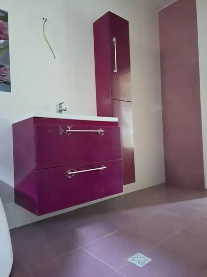 Casă cu 3 camere cu Teren 540 Mp în Central