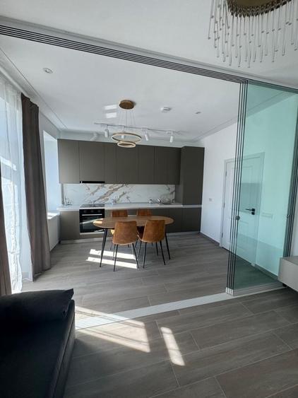 Apartament cu 2 camere decomandat în Central