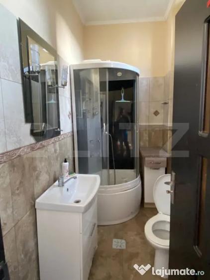Casă cu 10 camere cu Teren 414 Mp în Cetate