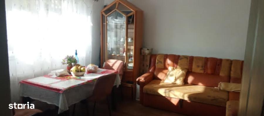 Casă cu 3 camere cu Teren 700 Mp în Central