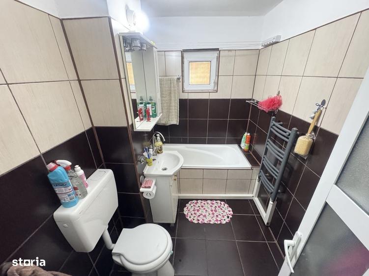 Apartament cu 2 camere semidecomandat în Poarta 6