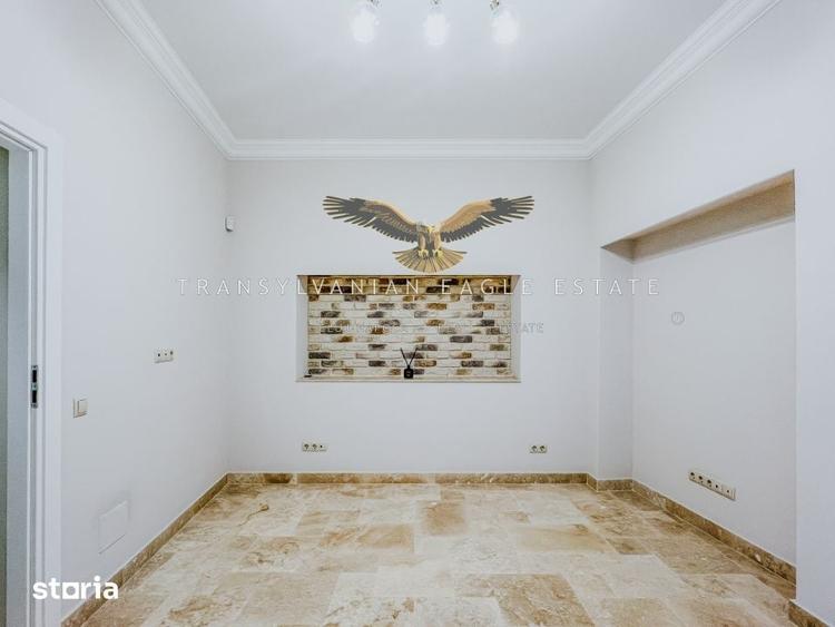 Spațiu comercial, de 50 mp, în Central