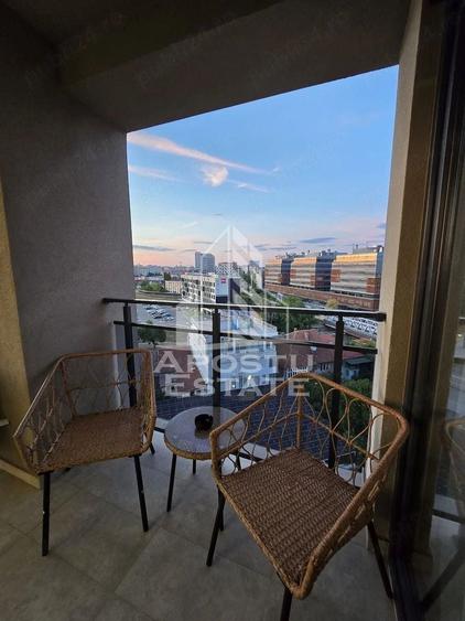 Apartament cu 2 camere semidecomandat, mobilat în Ultracentral