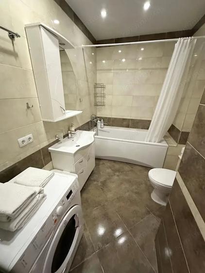 Garsonieră decomandată în Calea București