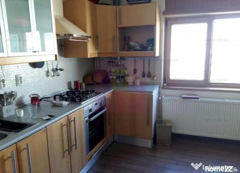 Apartament cu 4 camere decomandat în Vitan