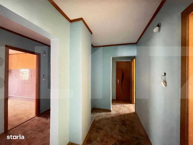 Apartament cu 4 camere decomandat în Central