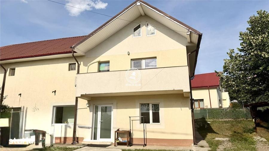 Casă cu 4 camere în Popricani