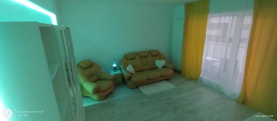 Garsonieră decomandată în Exterior Vest