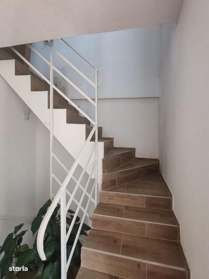 Casă cu 4 camere cu Teren 150 Mp în Central