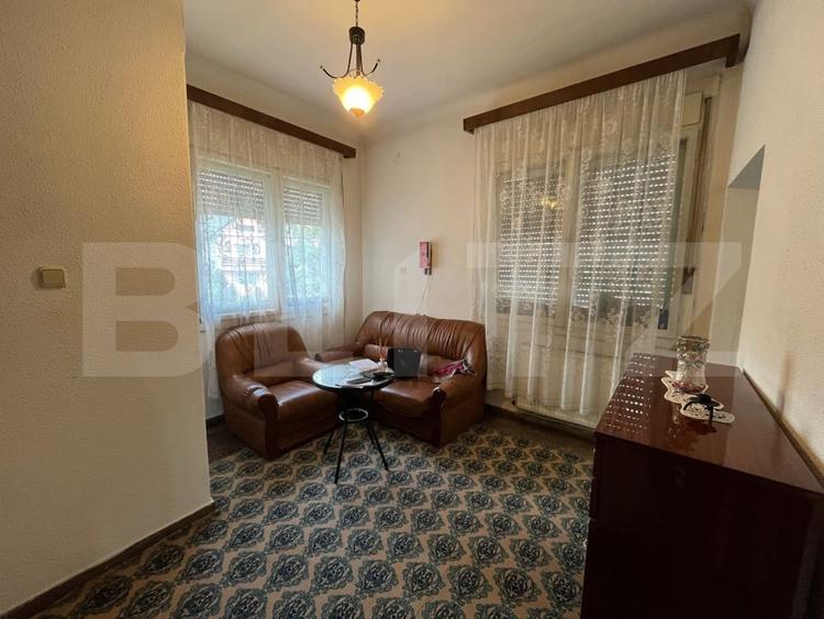 Casă individuală cu 3 camere cu Canalizare în Dâmbul Rotund