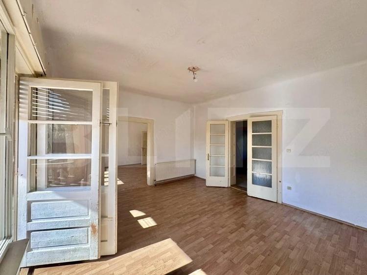 Casă cu 3 camere cu Teren 250 Mp în Central