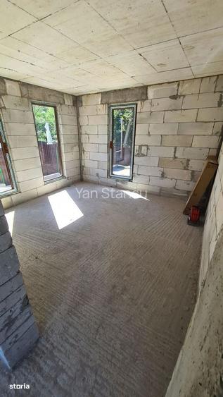 Casă cu 6 camere în Tutana