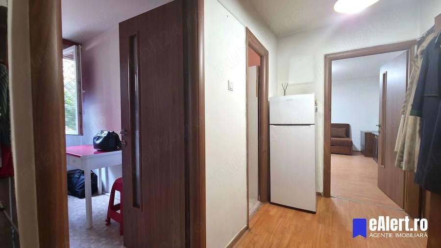 Garsonieră decomandată în Colentina