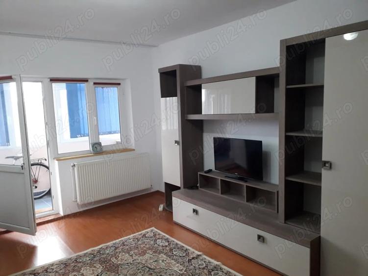 Apartament cu 2 camere decomandat în Sud