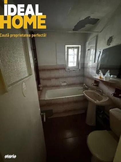 Apartament cu 3 camere în Podu Roș