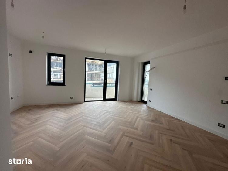 Apartament cu 4 camere în Central