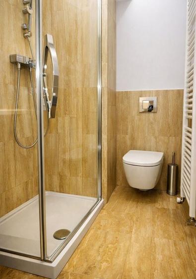 Apartament cu 2 camere decomandat, mobilat în Dacia