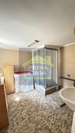 Casă individuală cu 5 camere cu Canalizare în Orașul Vechi