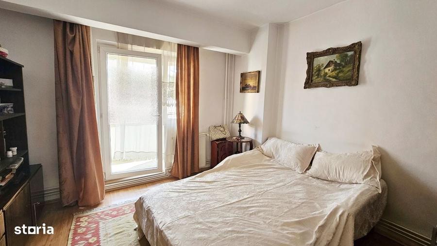 3 camere , cf I , Centrul Civic Str. Toamnei, aproape de AFI Brasov - 4