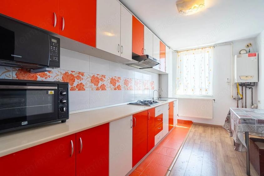 Apartament cu 2 camere semidecomandat în Grădiște
