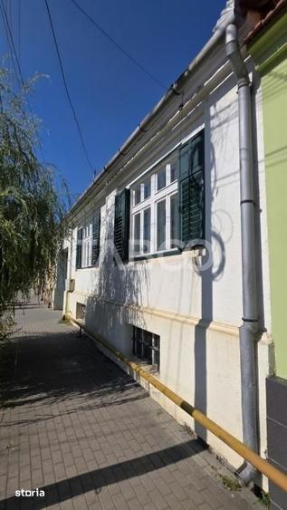 Casă cu 2 camere cu Teren 85 Mp în Central