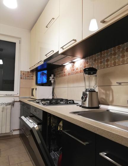 Apartament cu 4 camere decomandat în Militari