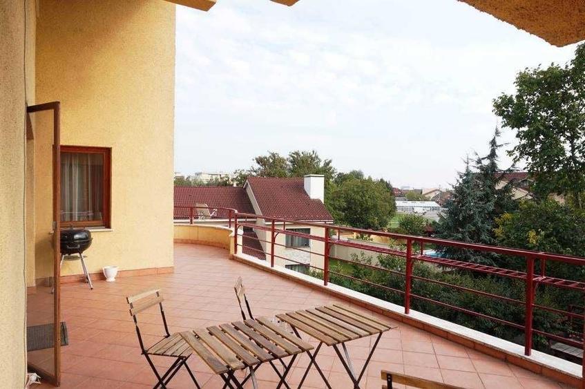 Casă cu 3 camere cu Teren 1000 Mp în Central