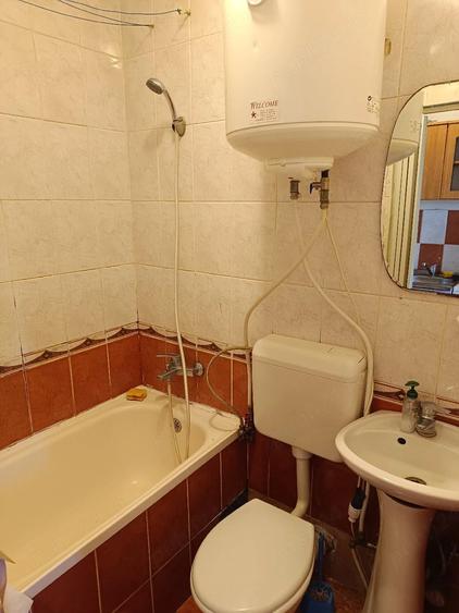 Garsonieră nedecomandată în Girocului