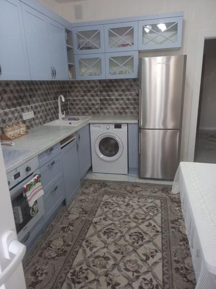 Garsonieră decomandată în Gorjului