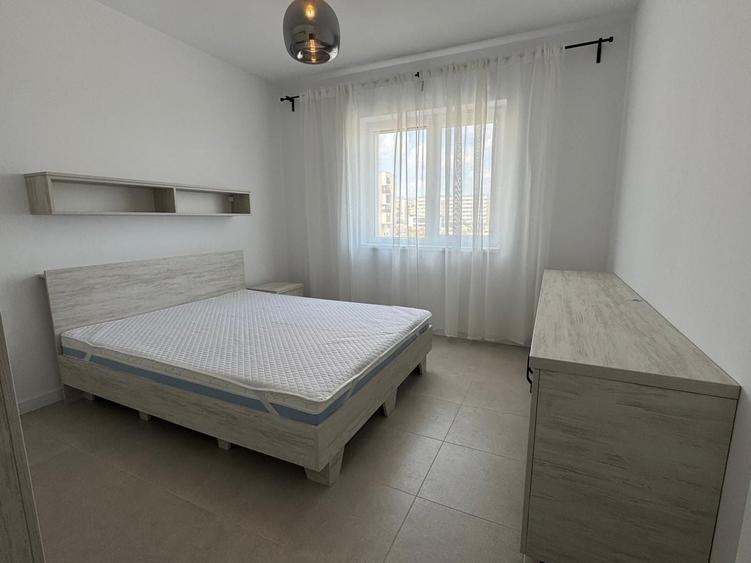 Apartament cu 2 camere decomandat, mobilat în Sud