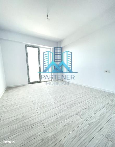 Apartament cu 3 camere decomandat în Valea Lupului