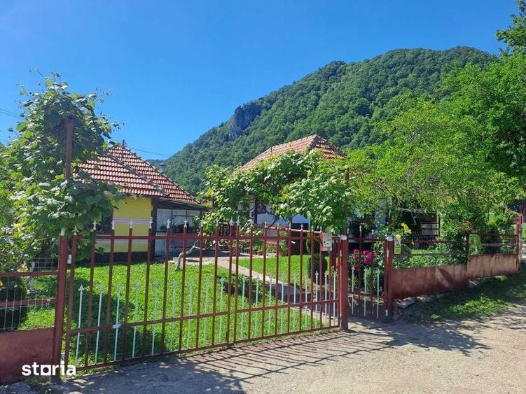 Casă cu 4 camere cu Teren 135 Mp în Certeju de Sus