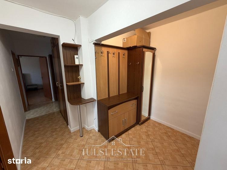 Apartament cu 3 camere decomandat în Cantacuzino