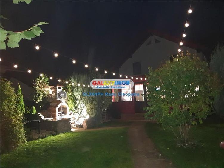 Casă cu 5 camere cu Teren 1000 Mp în Păulești