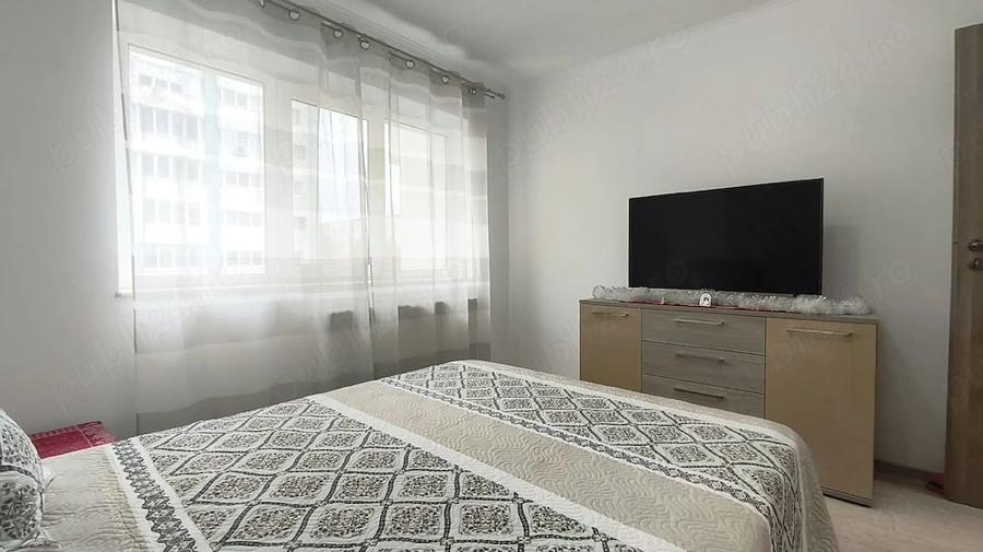 Apartament cu 2 camere decomandat în 22 Decembrie
