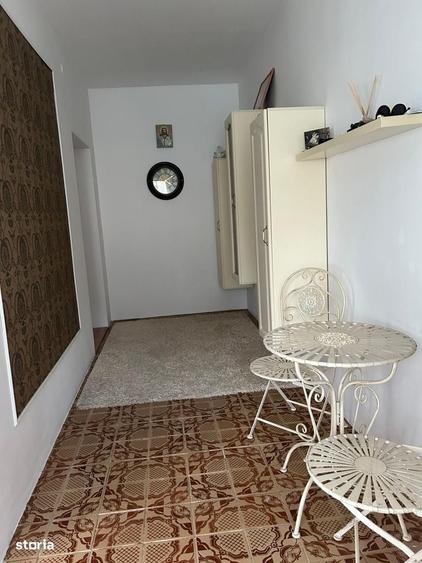 Casă cu 4 camere în Ultracentral
