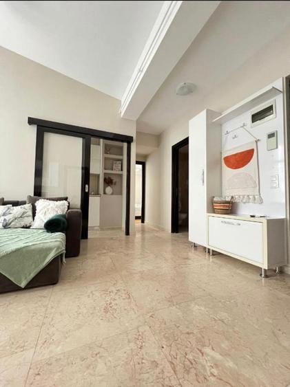 Apartament cu 3 camere decomandat în Copou