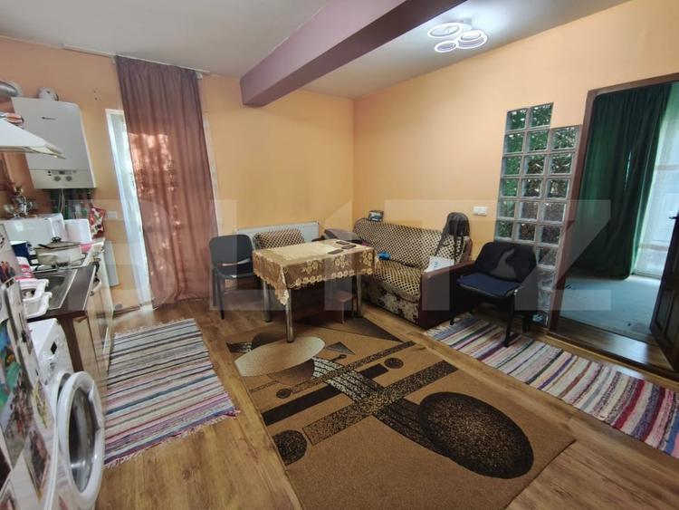 Apartament cu 2 camere semidecomandat, mobilat în Mănăștur