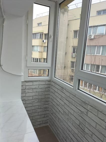Apartament cu 3 camere semidecomandat în Barbu Văcărescu