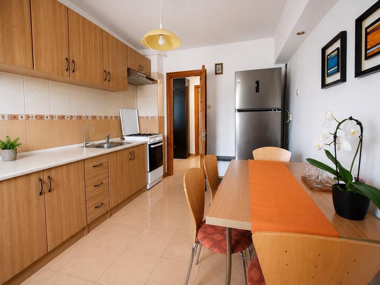 De Închiriat – Apartament 2 Camere | Faleza Nord | Loc de parcare - 4