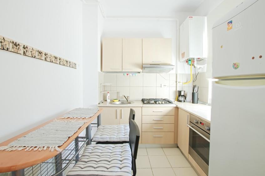 Oportunitate bună de investiție | 2 camere | Copou | Etaj 2 | 130.000€ - 1