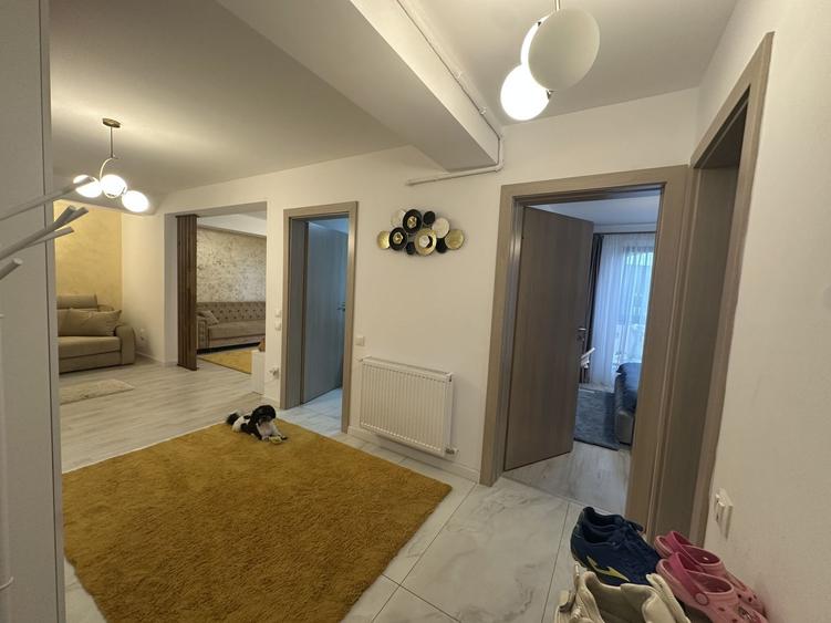 Apartament cu 2 camere decomandat, mobilat în Alexandriei