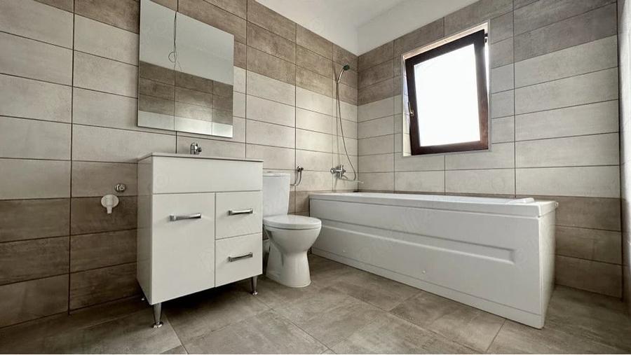 Casă cu 3 camere cu Teren 301 Mp în Șag