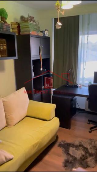 Apartament cu 3 camere decomandat în Central