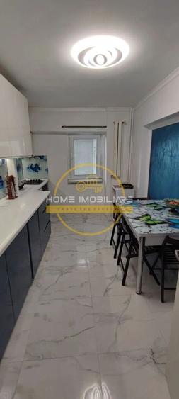 Apartament cu 3 camere decomandat, mobilat în Dacia